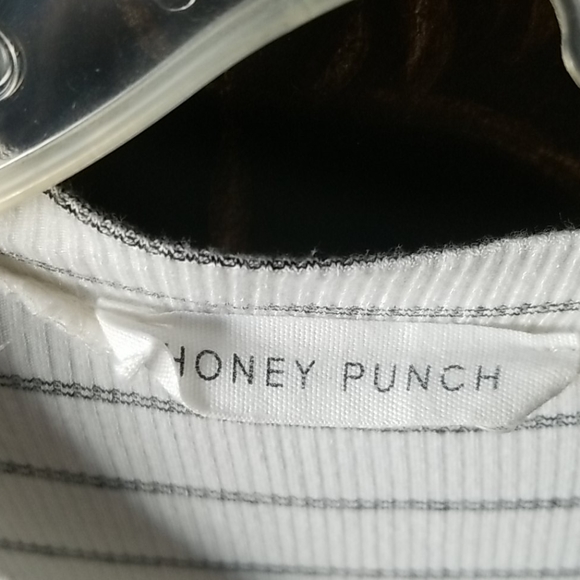 Honey Punch Stripe Sleeveless Crewneck Top Size L - Picture 5 of 8